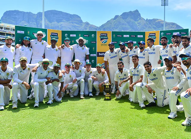 Proteas man posing with the India cricket team during their Test match clash in Cape Town