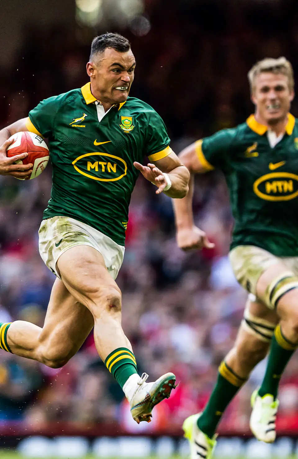 Jesse Kriel of the Springboks running with the ball